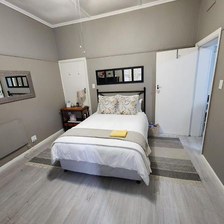 Peony Luxury Room With Wifi And Own Entrance Stellenbosch Exteriér fotografie