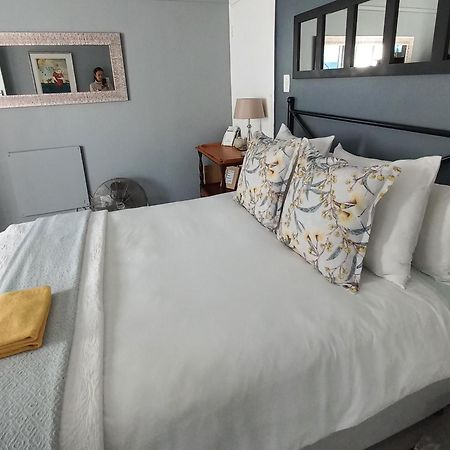Peony Luxury Room With Wifi And Own Entrance Stellenbosch Exteriér fotografie