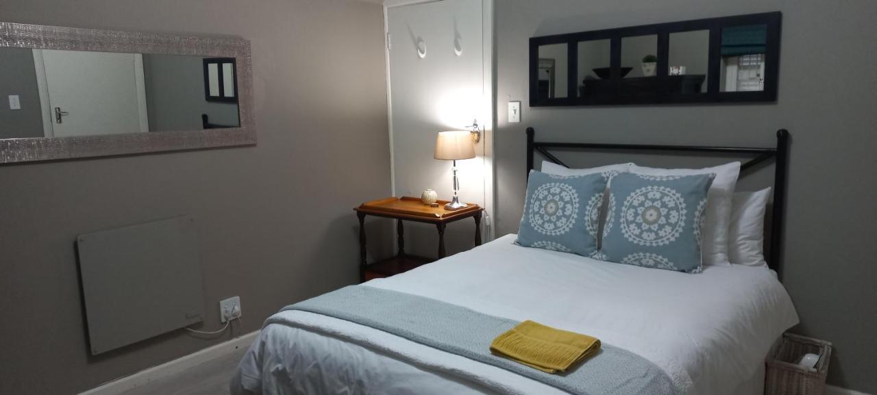 Peony Luxury Room With Wifi And Own Entrance Stellenbosch Exteriér fotografie