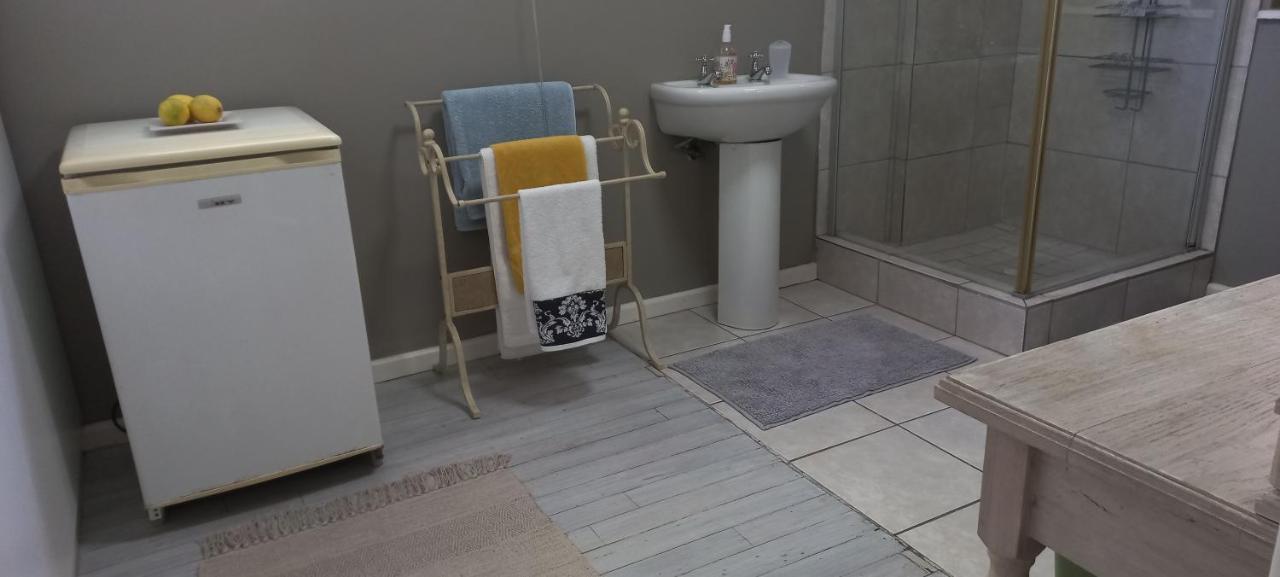 Peony Luxury Room With Wifi And Own Entrance Stellenbosch Pokoj fotografie