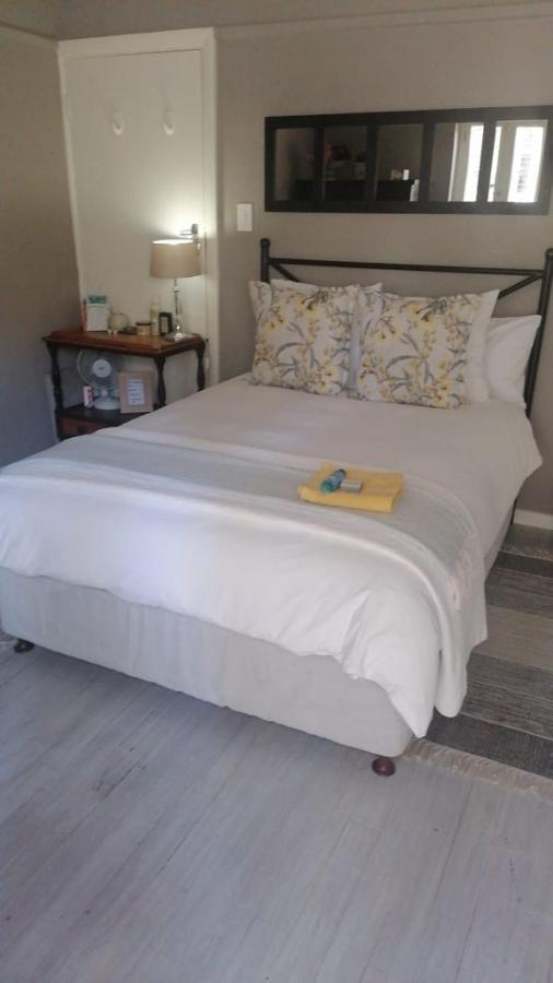 Peony Luxury Room With Wifi And Own Entrance Stellenbosch Exteriér fotografie